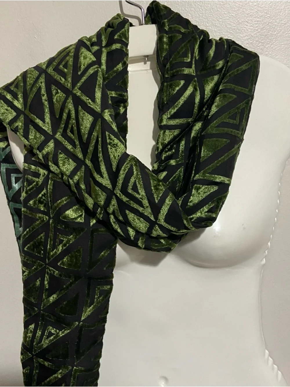 Dupatta Scarf Green Black Silk Velvet Burnout Geometric Boho Artsy